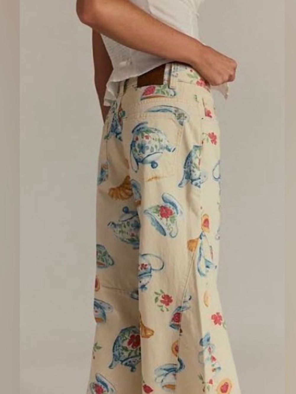 Wide-Leg Tea Party Print Jeans — Cream - Picture 3 of 13